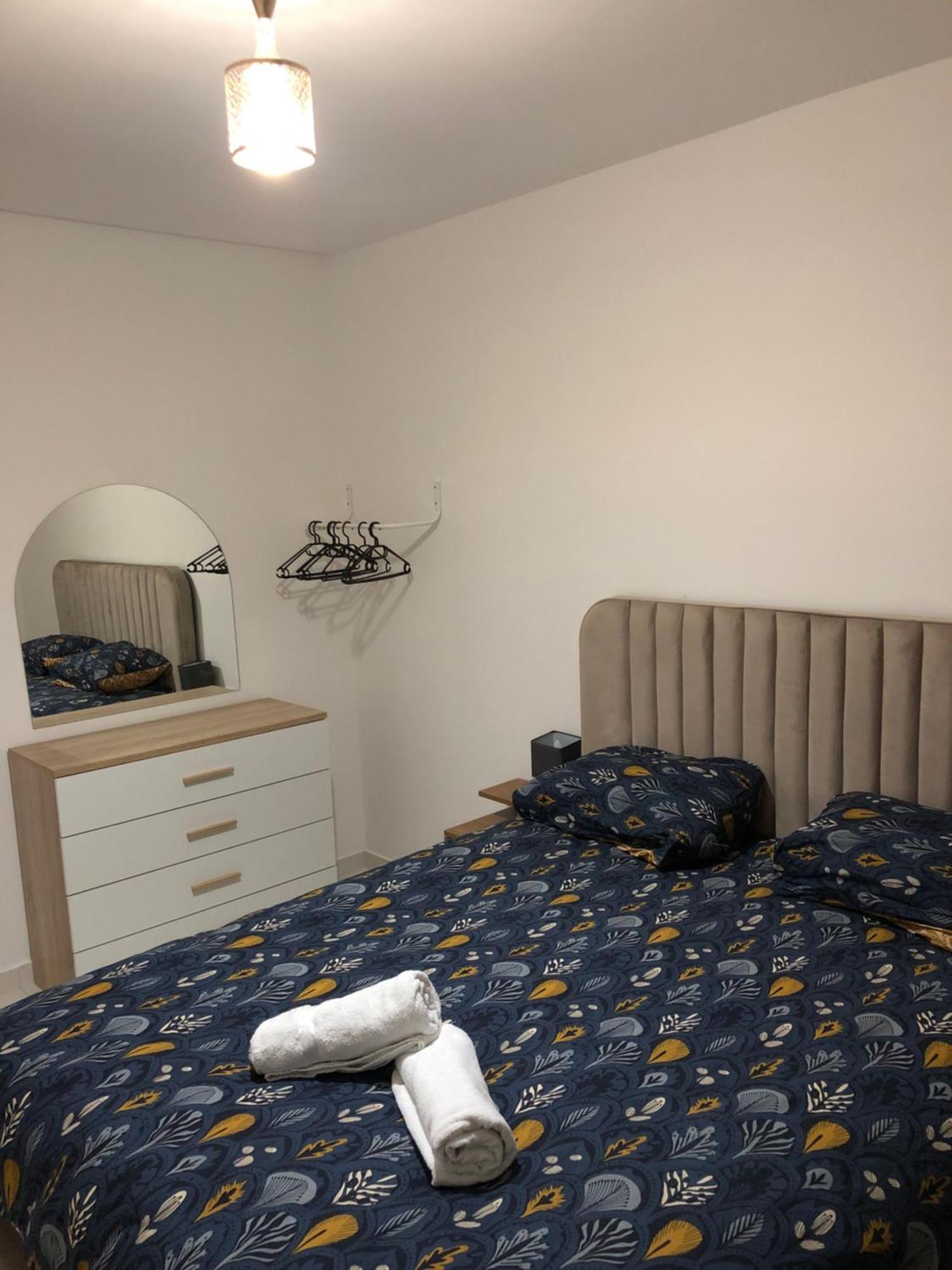 Apartment Standing Piscine Et Parking Prive Tanger